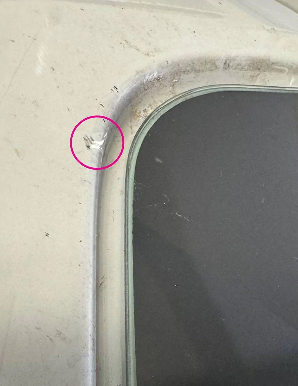 Ford Bronco Safelite Windshield - Big Gap/No Seal Untitled-1