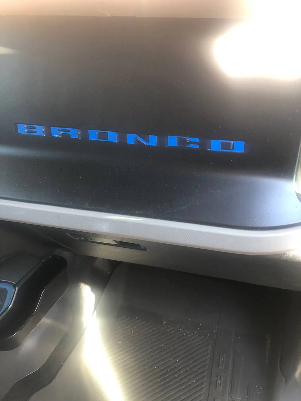 Ford Bronco Wildtrak Interior Blue Accent Color Question IMG_0672