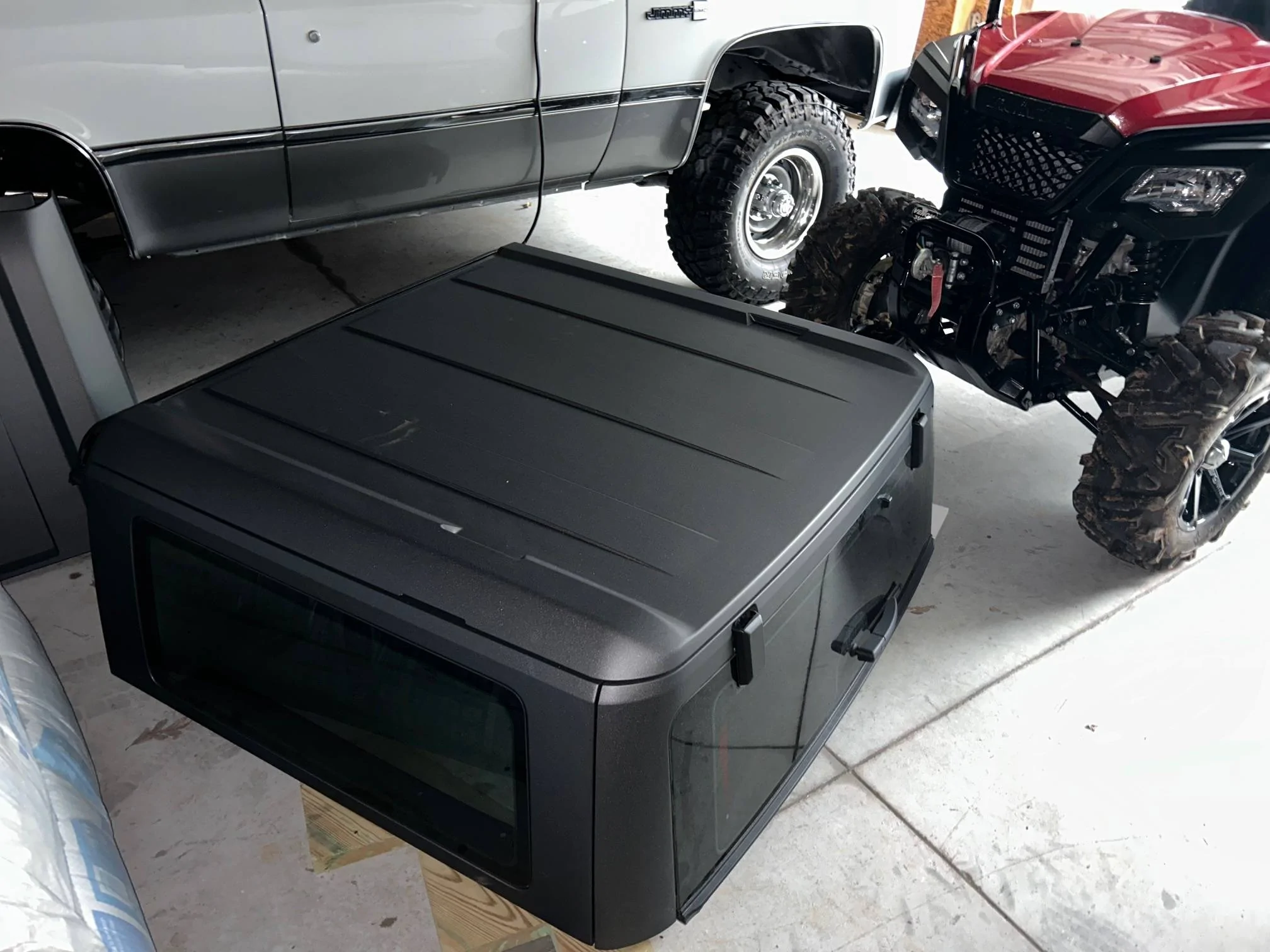 Ford Bronco 2 door Factory Hardtop top6