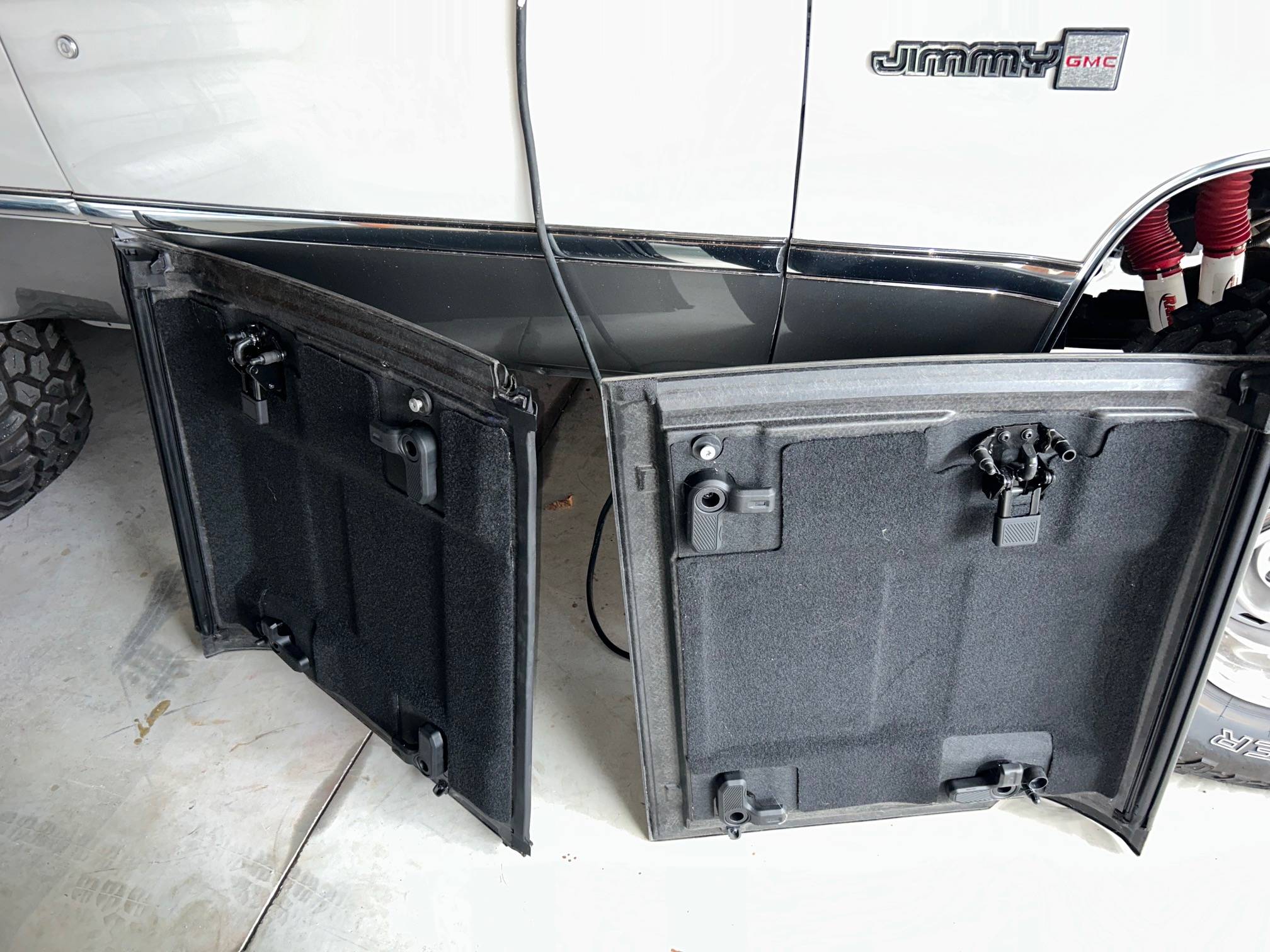 Ford Bronco 2 door Factory Hardtop top8