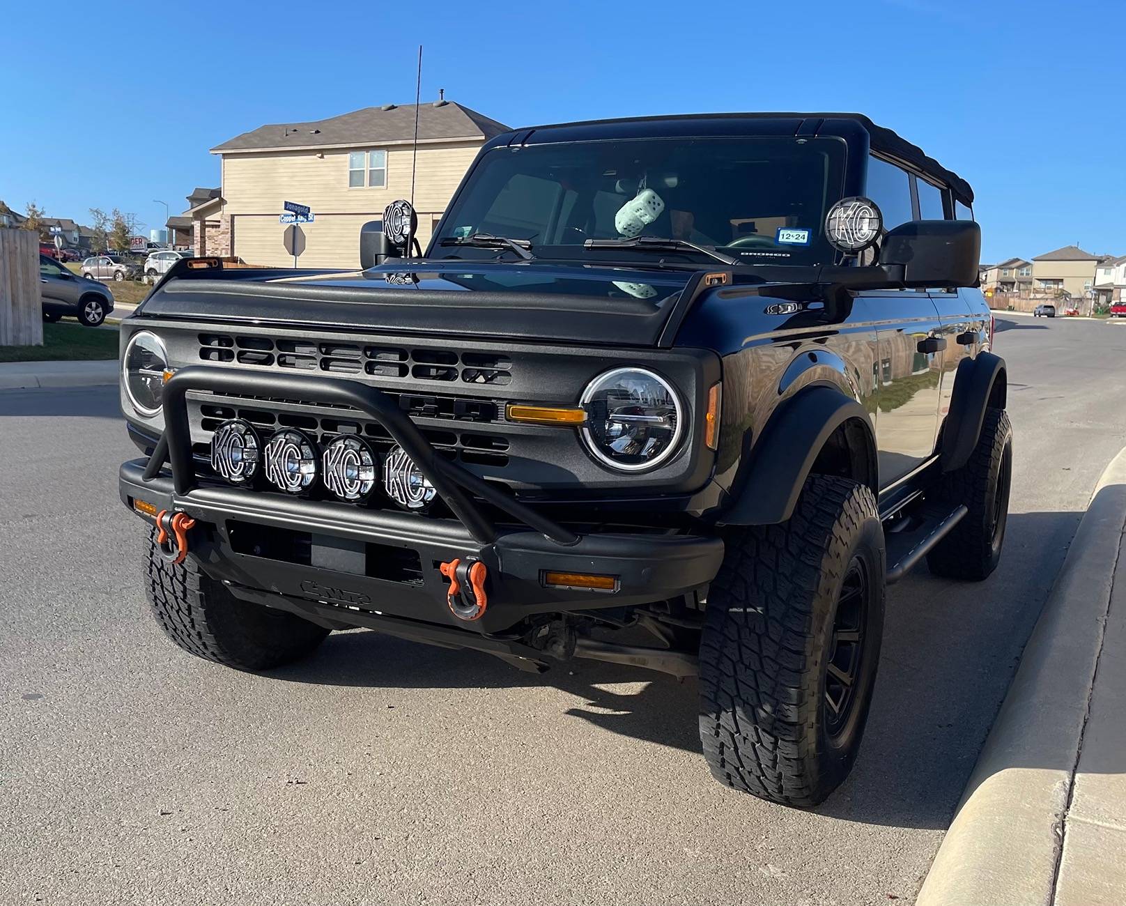 Ford Bronco Kc Apollo Pro added to 4wp Bumper IMG_2451