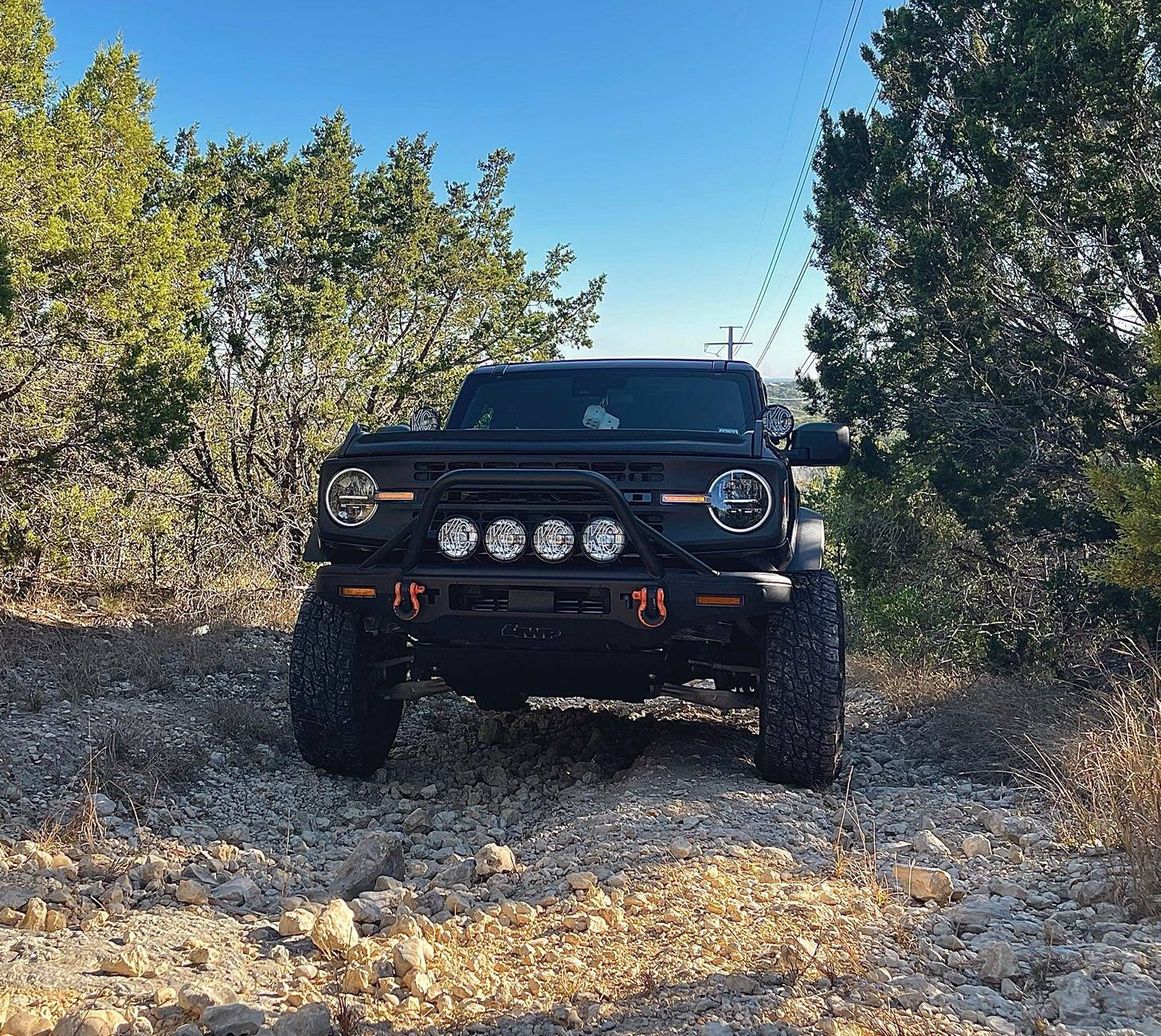 Ford Bronco Kc Apollo Pro added to 4wp Bumper IMG_2382