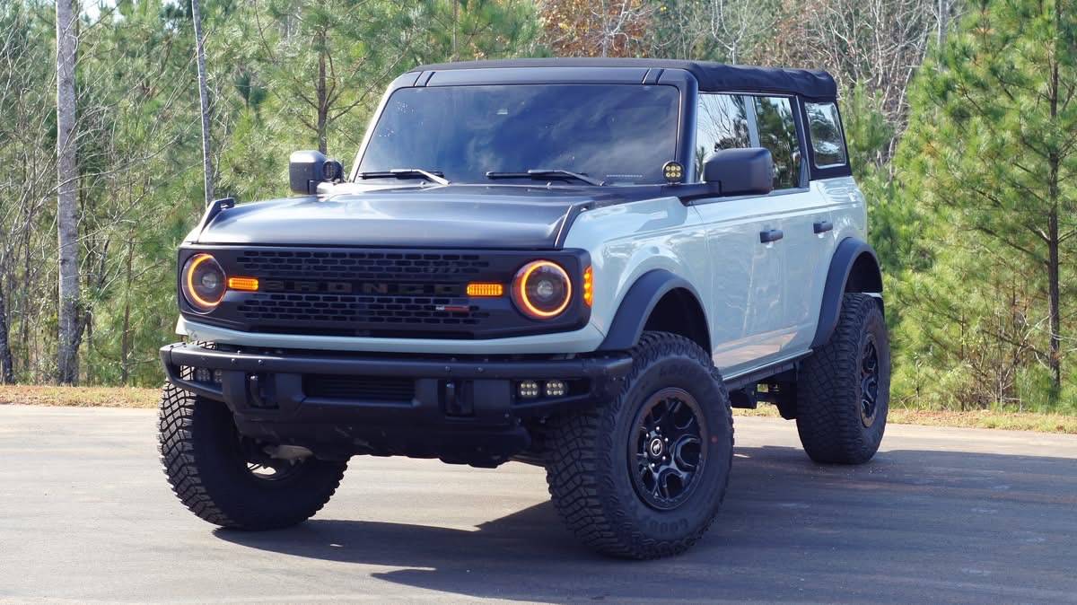 Ford Bronco Front End Friday! Show off your Bronco! IMG_3877