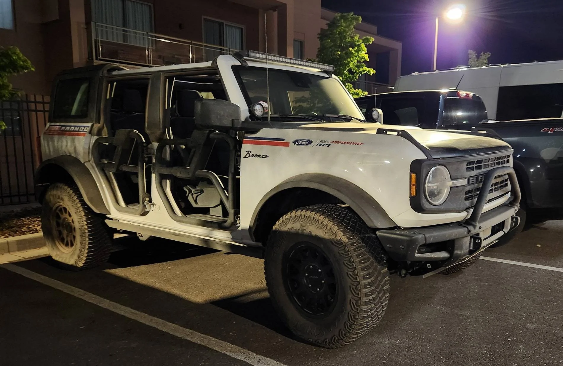 Night Photos! Share Yours 📸 | Page 3 | Bronco6G - 2021+ Ford Bronco ...