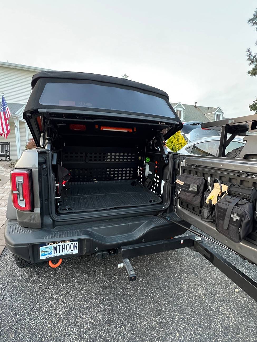 Ford Bronco Rear Lock Box? IMG_3340
