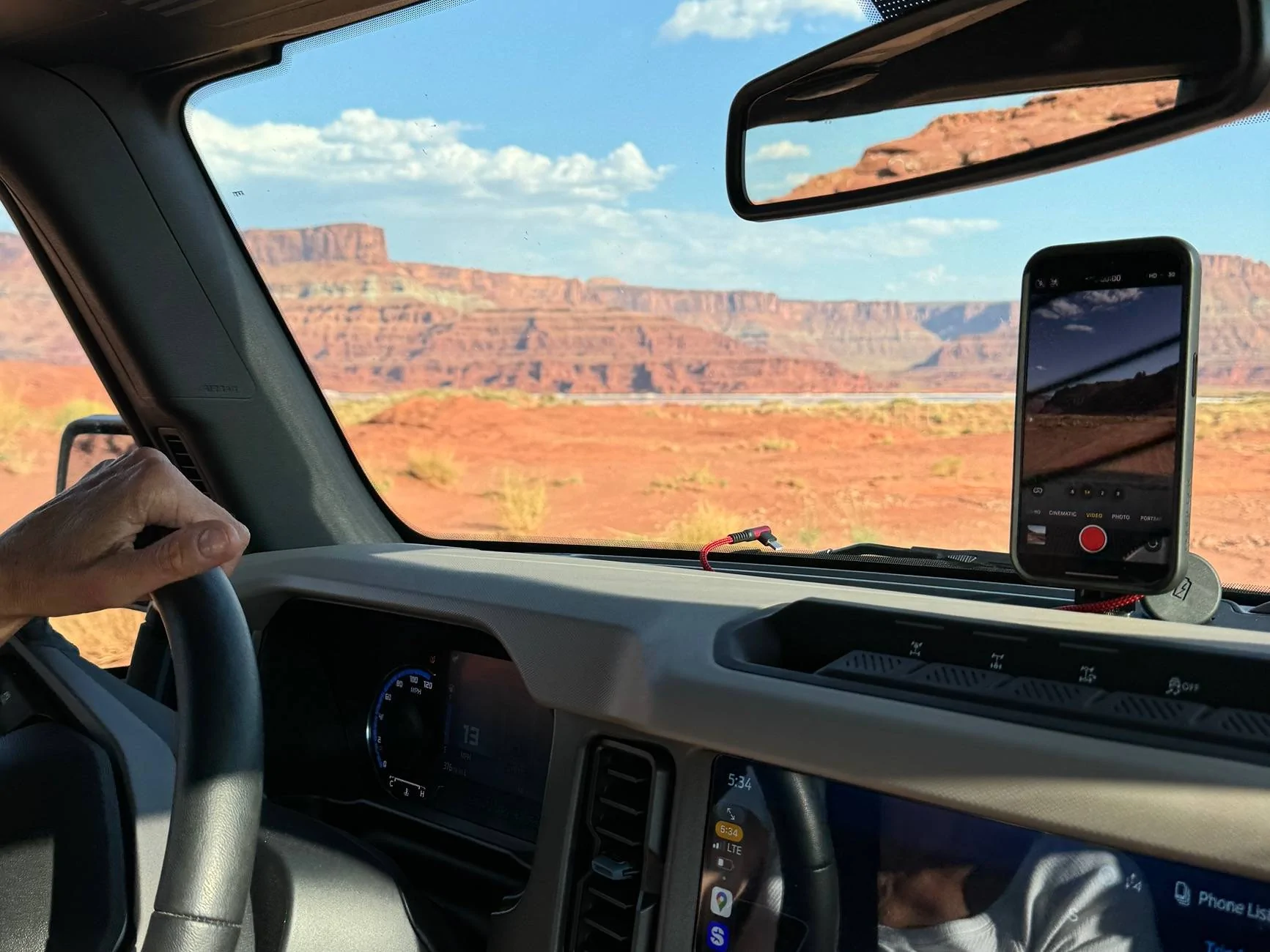 Ford Bronco Dash mount recording question. *Answered* IMG_1526