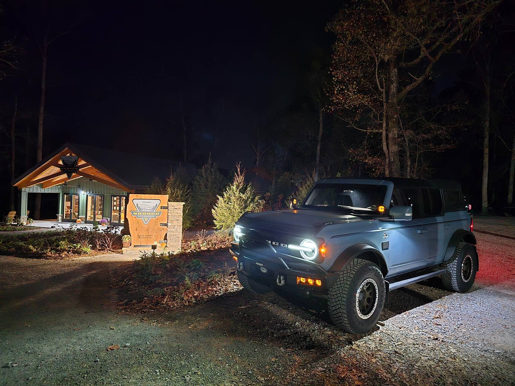Night Photos! Share Yours 📸 | Page 6 | Bronco6G - 2021+ Ford Bronco ...