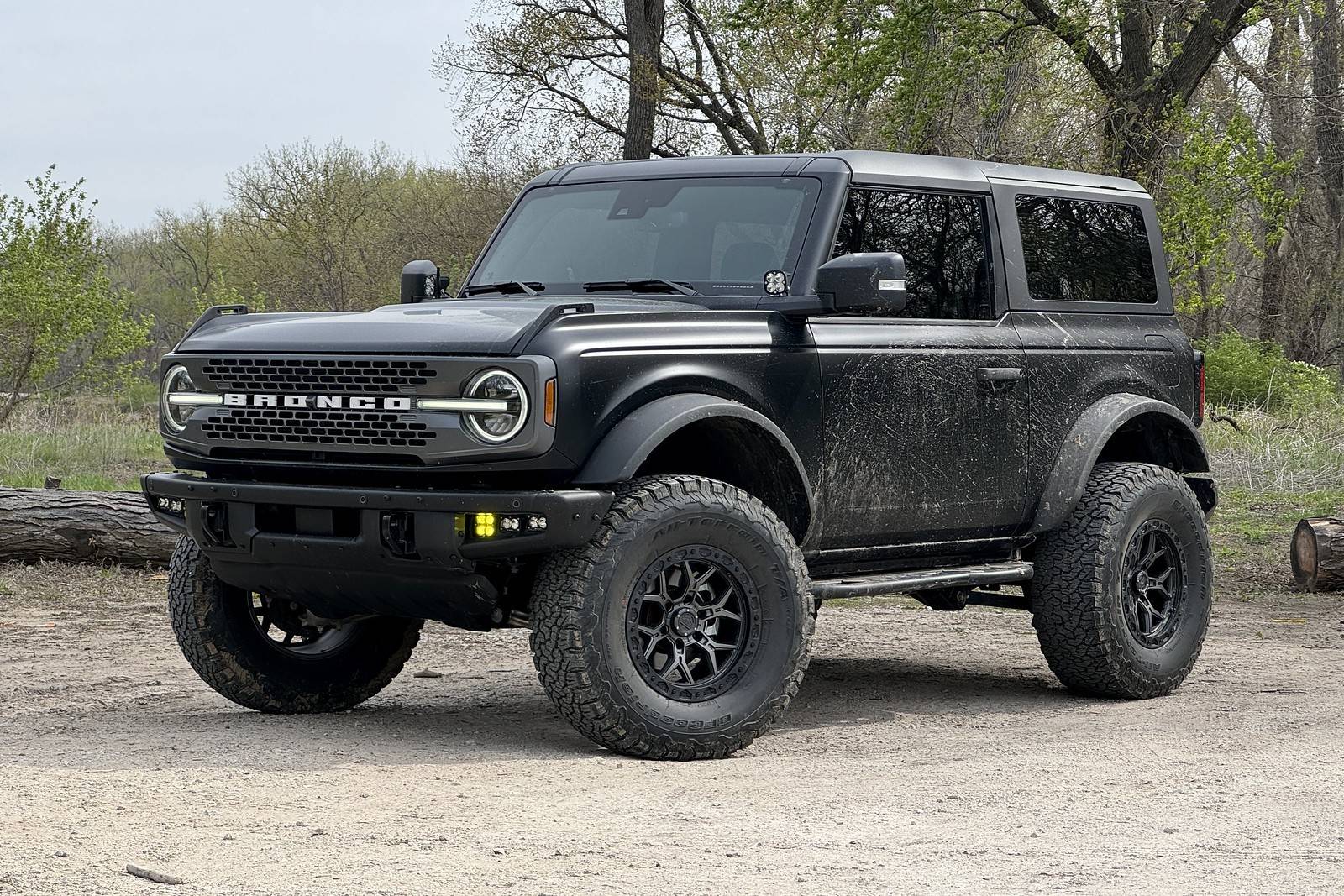 Ford Bronco SHADOW BLACK Bronco Club lifted-leveled-and-dirty-im-super-happy-with-how (1)