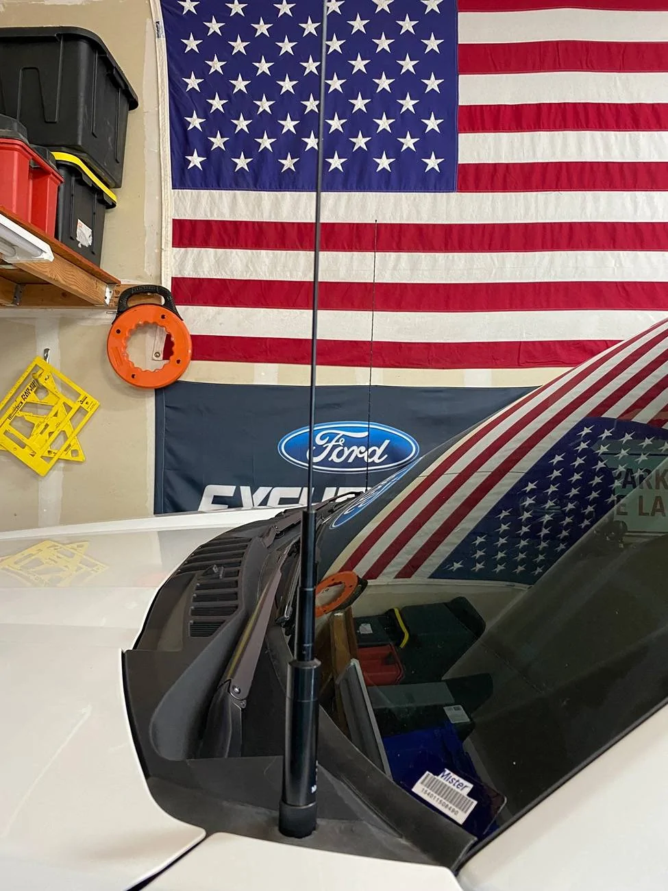 Ford Bronco A-pillar lights and Ham antenna mounted IMG_5277