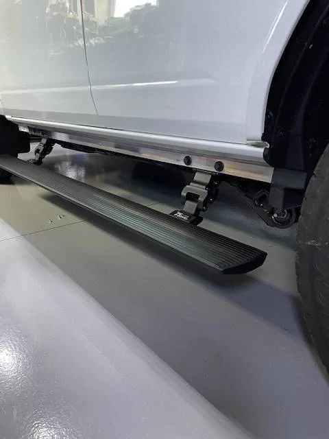 Ford Bronco Best Auto Side Steps? E board installed 2