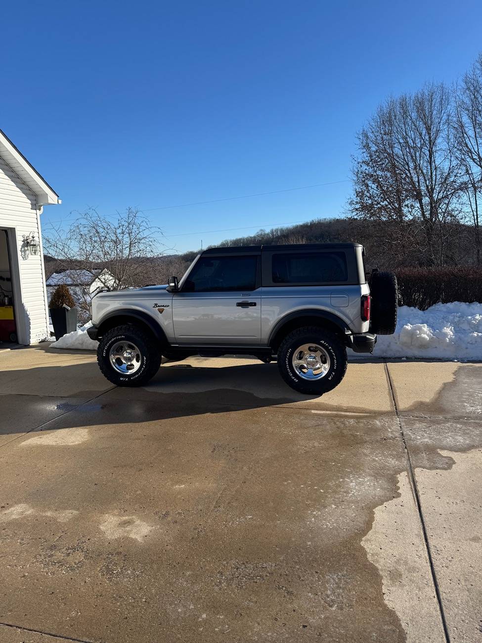 Ford Bronco Show us your installed wheel / tire upgrades here! (Pics) IMG_1010