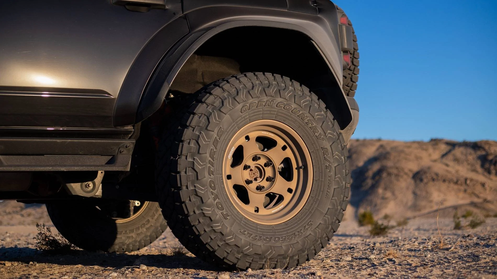 Ford Bronco Rays Japan / Volk Offroad Wheels IMG_3708