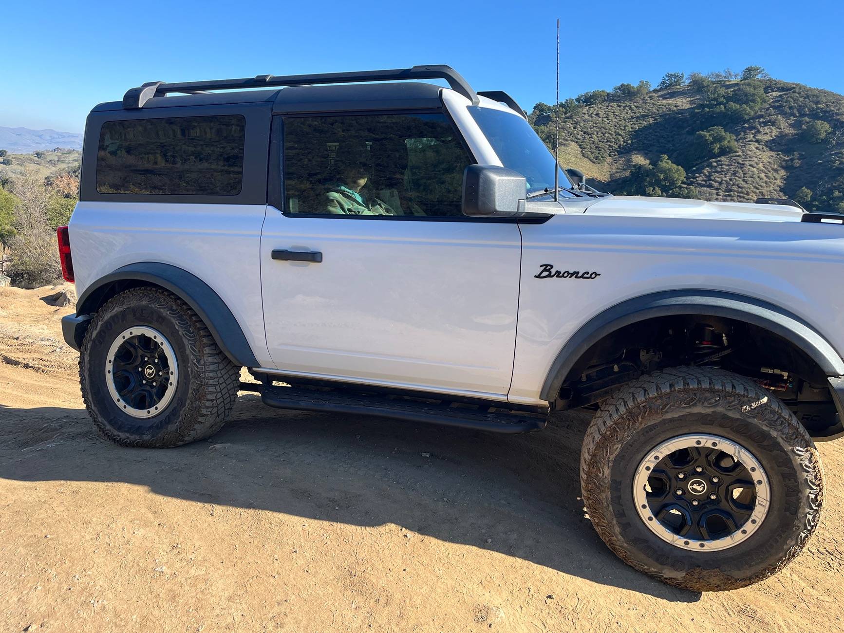 Ford Bronco Ride Shocks IMG_0831