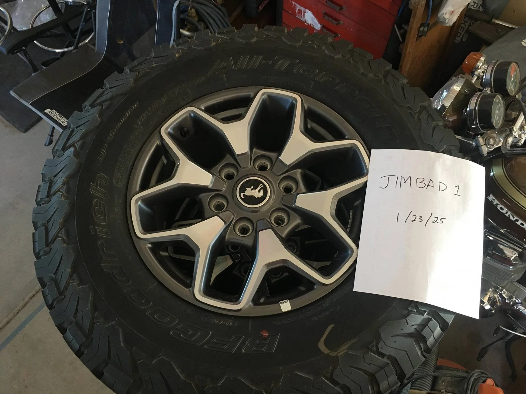 Ford Bronco Badlands Wheels and Tires IMG_2377