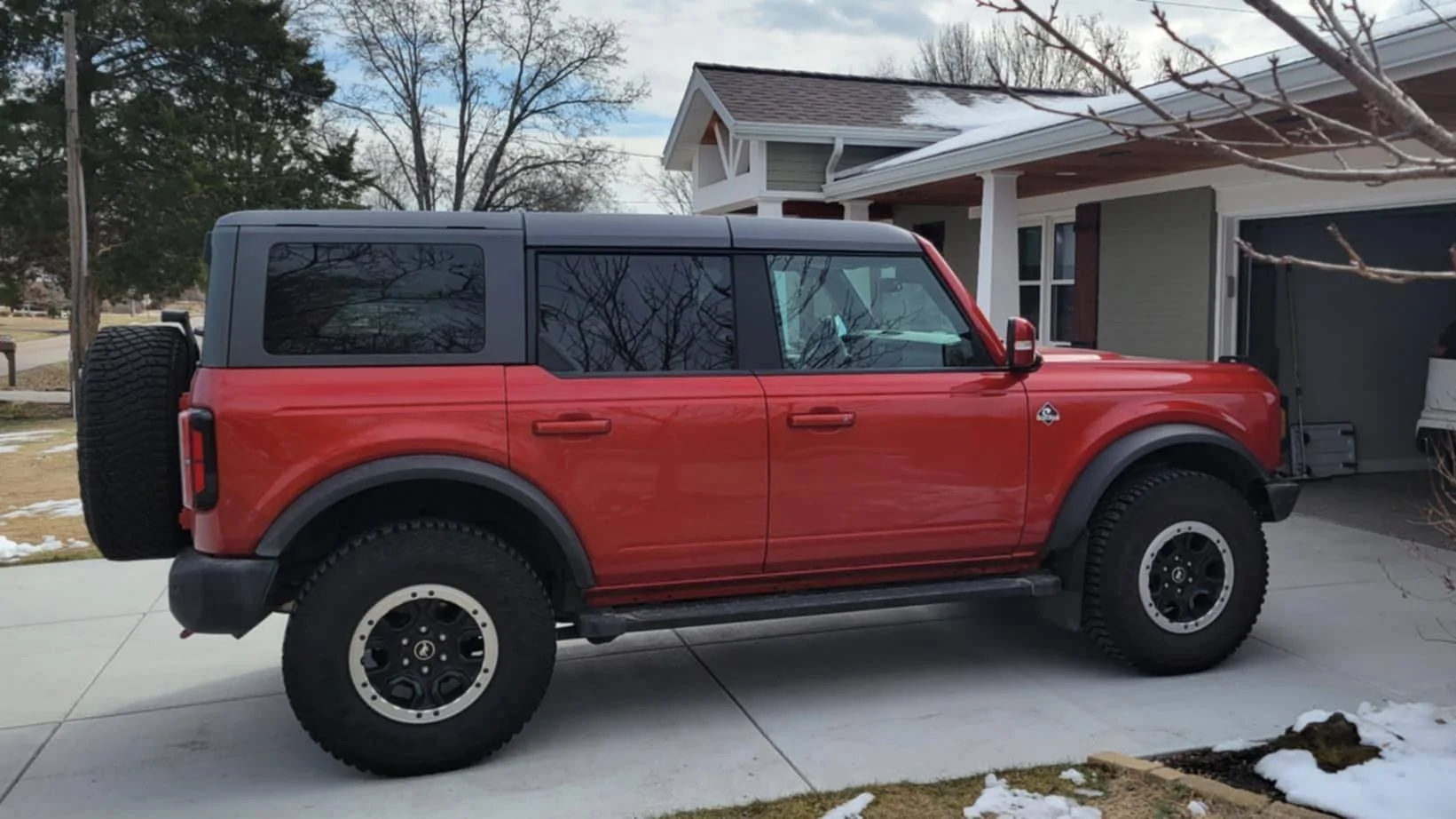 Ford Bronco Factory hard top available from Ford ht