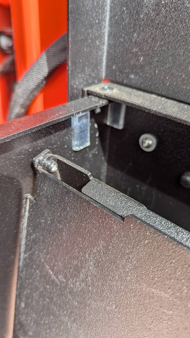 Ford Bronco Rock Slide Engineering tailgate table fits Braptor? PXL_20241028_203851067