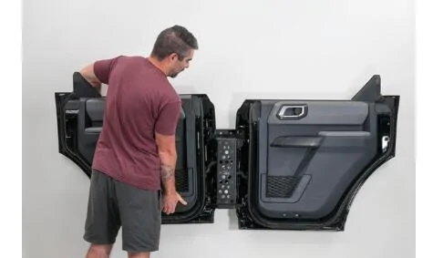 Ford Bronco Door storage when off vehicle? 1737911133013-x0