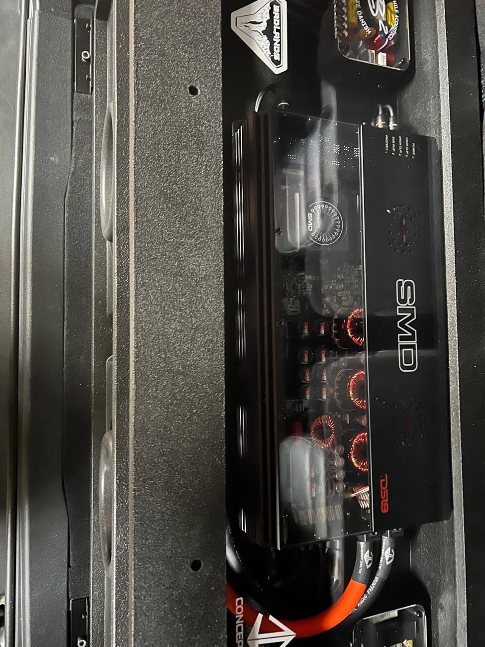 Ford Bronco Upgraded Audio installer having issues IMG_4675