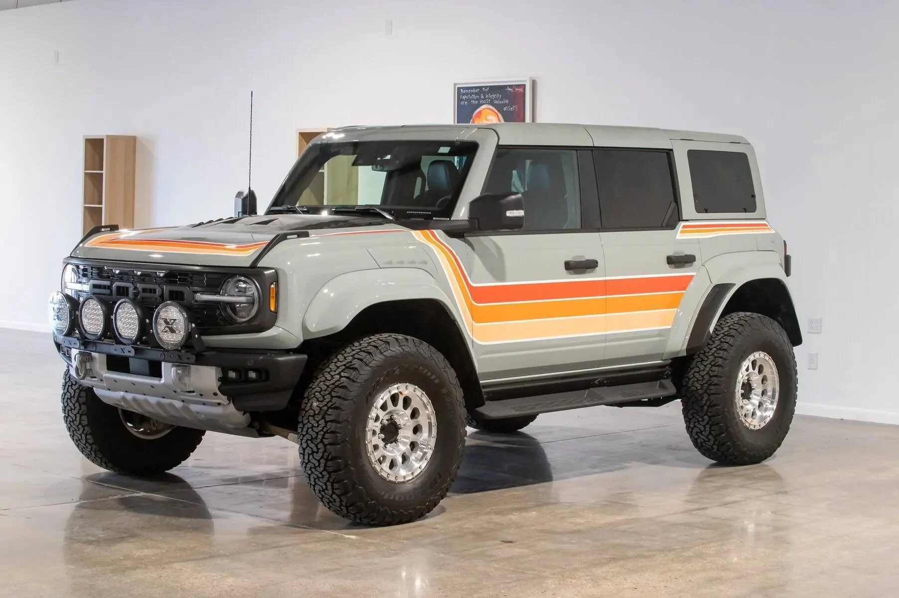 Ford Bronco Polished Wheels Thread - Retro Look IMG_6596