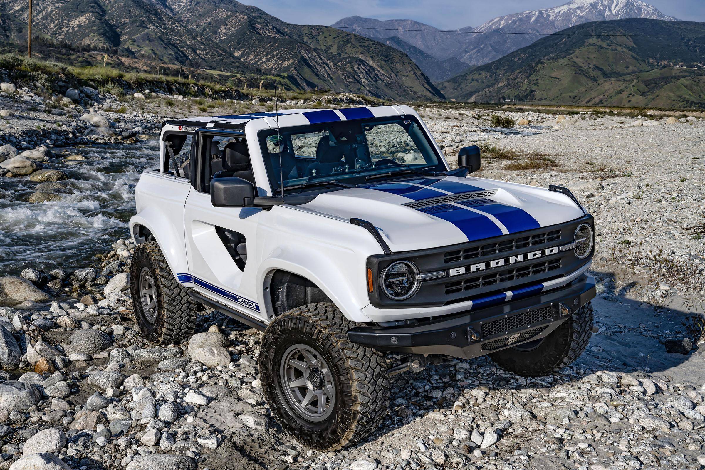 Ford Bronco Polished Wheels Thread - Retro Look DTS_3508X-2400w