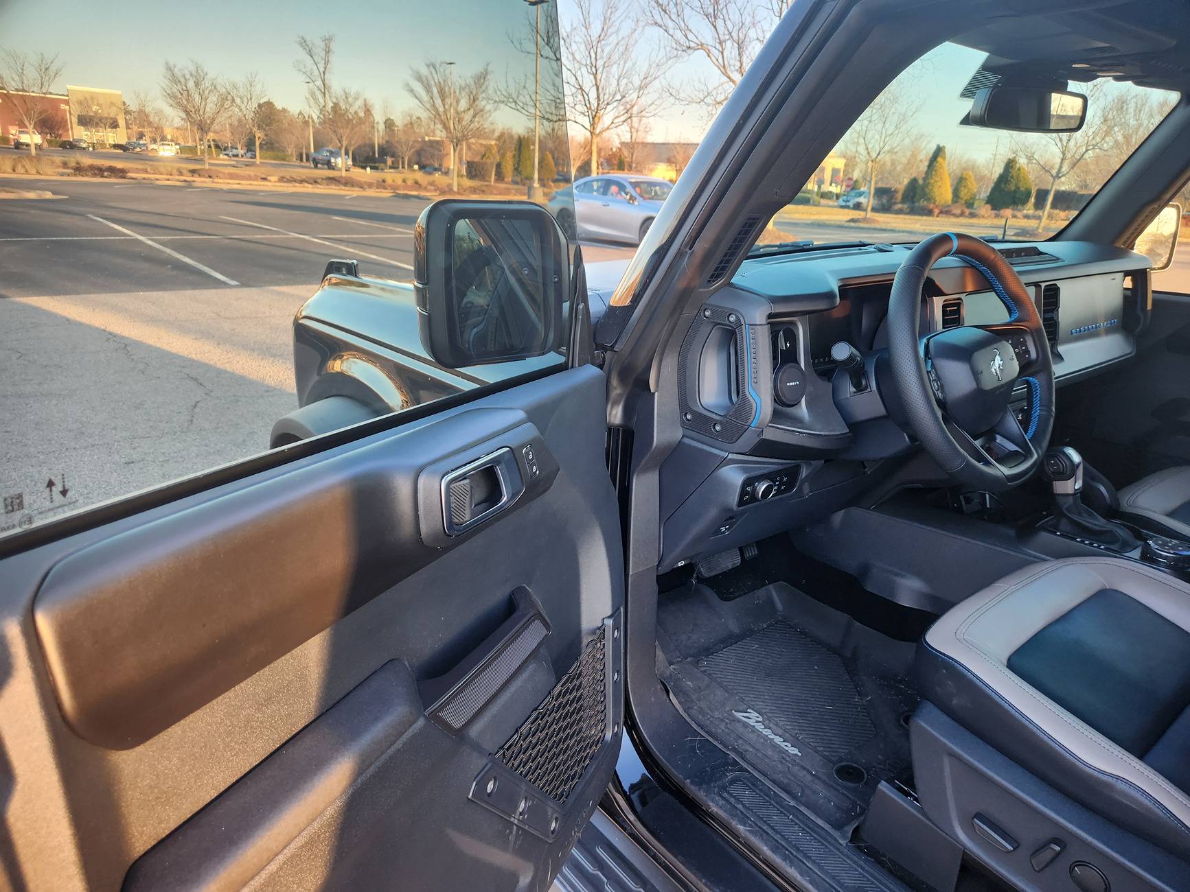 Ford Bronco Has anyone painted their dash? 20250128_170127