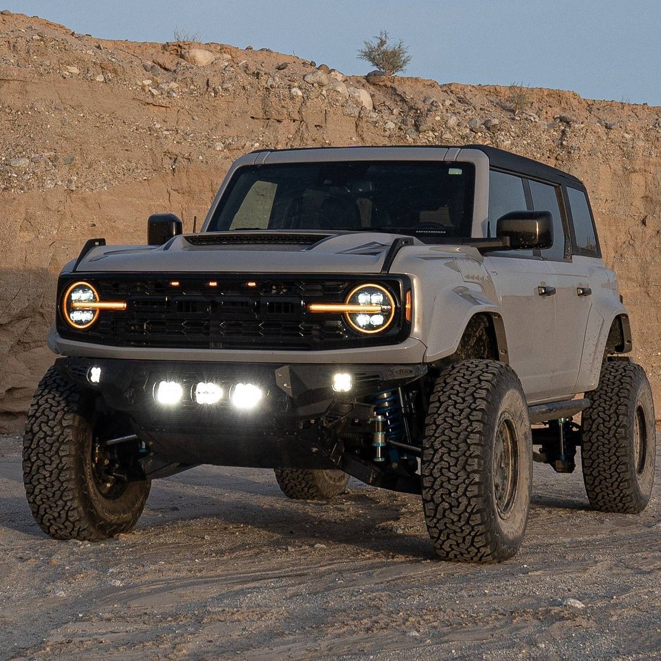 Ford Bronco Any Colored Wraps B3_634dccf7-c452-4ca0-b74e-fa61db2e87e3_5000x5000_crop_center