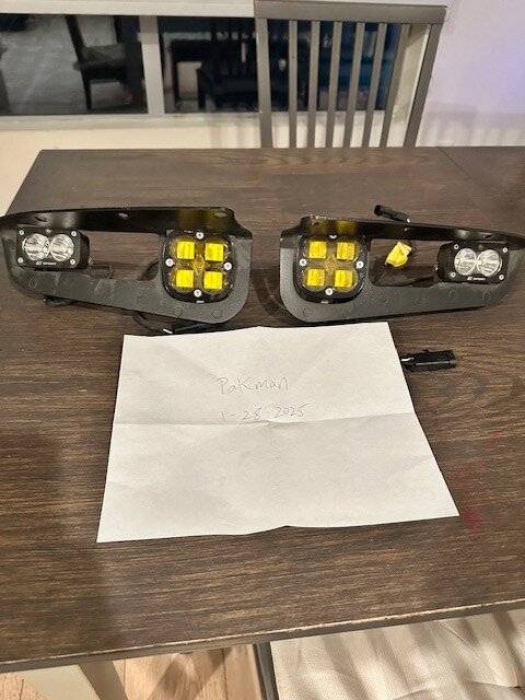 Ford Bronco Baja design fog light kit FS fog light