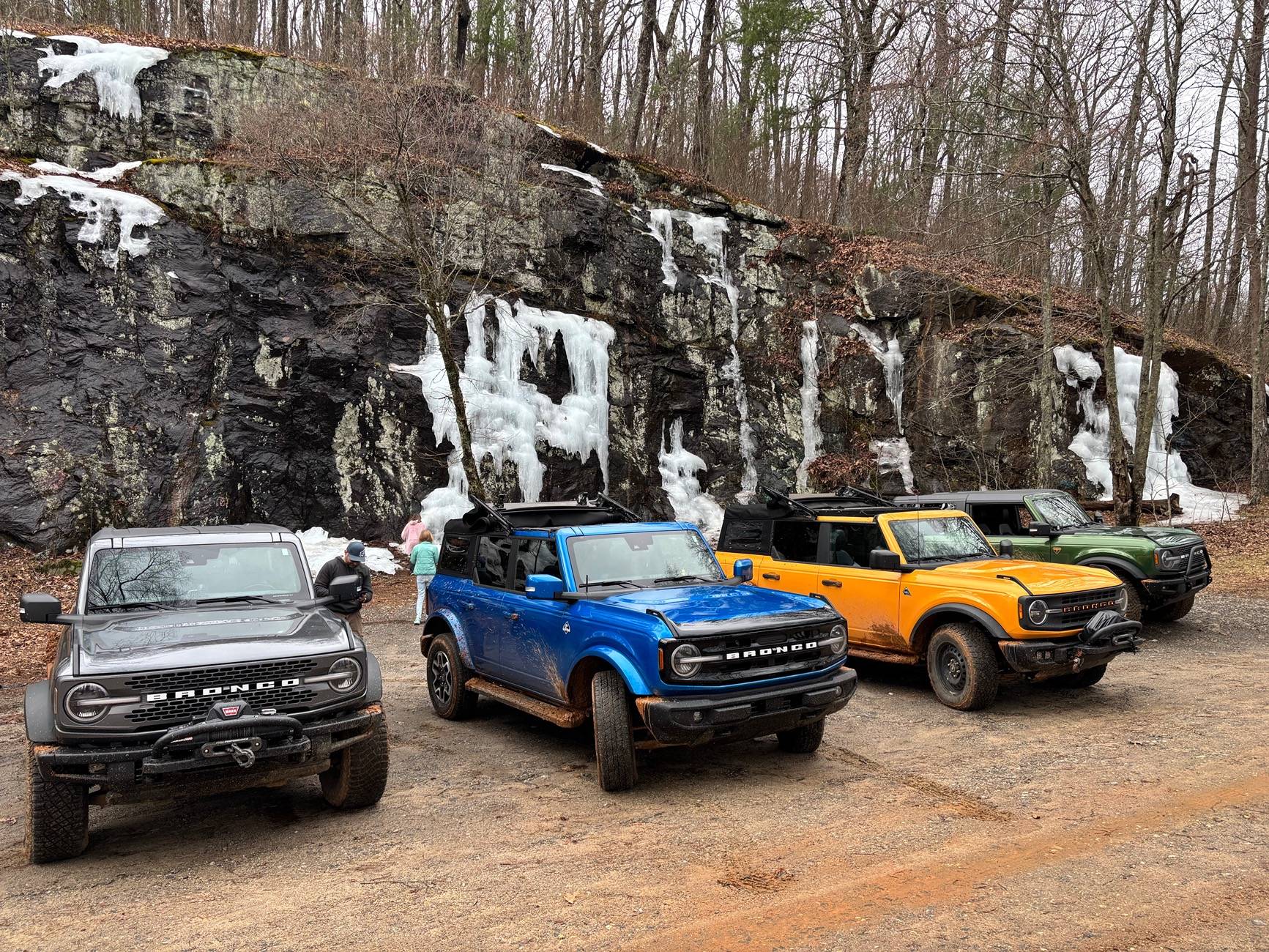 Ford Bronco What did you do TO / WITH your Bronco today? 👨🏻‍🔧🧰🚿🛠 IMG_0360