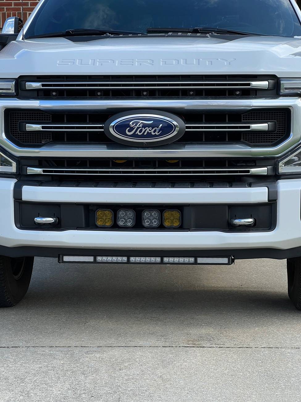 Ford Bronco Debating light setup. Mod bumper triple bracket. SSC2 driving? IMG_7413