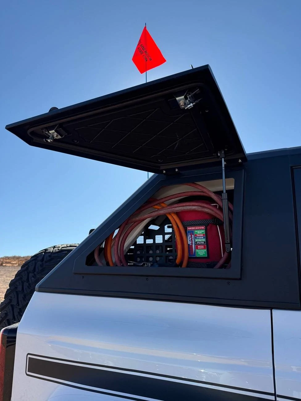 Ford Bronco Front seat back MOLLE panels - usage ideas? IMG_4997