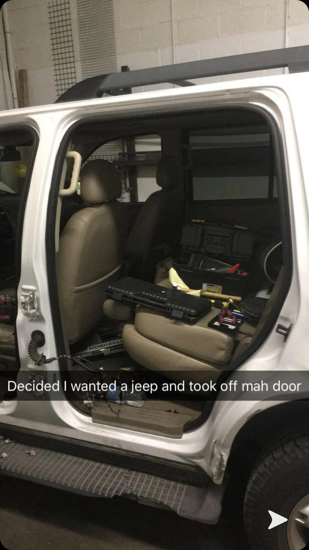 Ford Bronco removable doors? D531E258-16DF-40F8-A869-5A95A67A7FF8