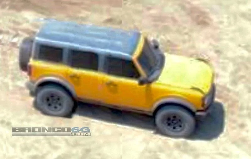 Ford Bronco Spied: Uncovered 2-door Bronco and Bronco Sport in the wild from overhead 4 Door 2021 bronco