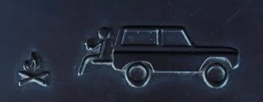 2021-Ford-Bronco-Easter-Eggs-Interior-001-Rear-Slide-Out-Cargo-Panel-1122x632~2.jpeg
