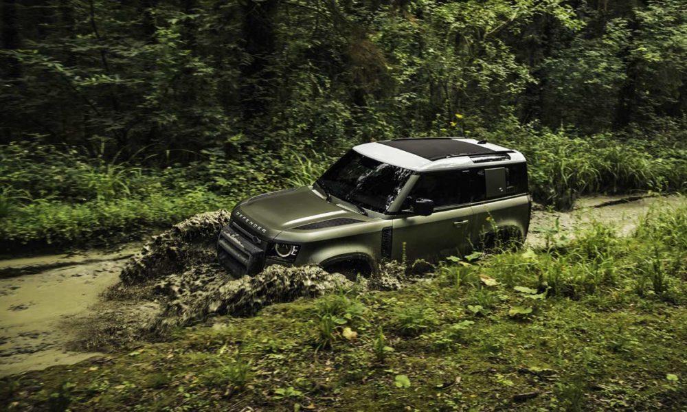Ford Bronco Compared to a Defender - some general thoughts and concerns. 2020-Land-Rover-Defender-90-off-road-wading-1000x600