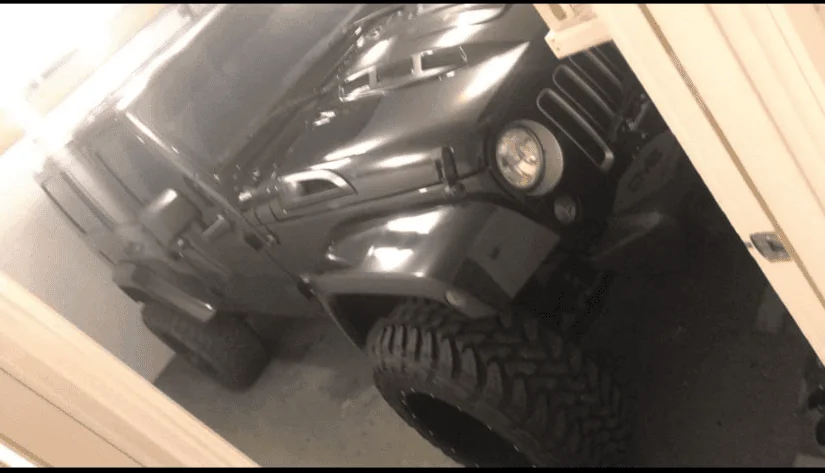 Ford Bronco Fitting Through Garage Doors Screenshot_20201216-172518