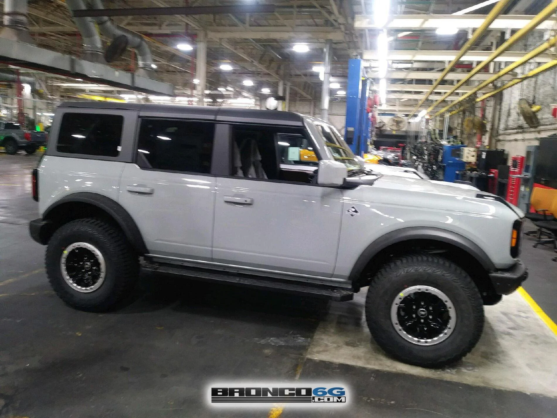 Ford Bronco 9 NEW Broncos @ factory by Ford Stig! Bronco-palooza ??? 2 - Cactus Gray Bronco Outer Banks Sasquatch 4 door 2