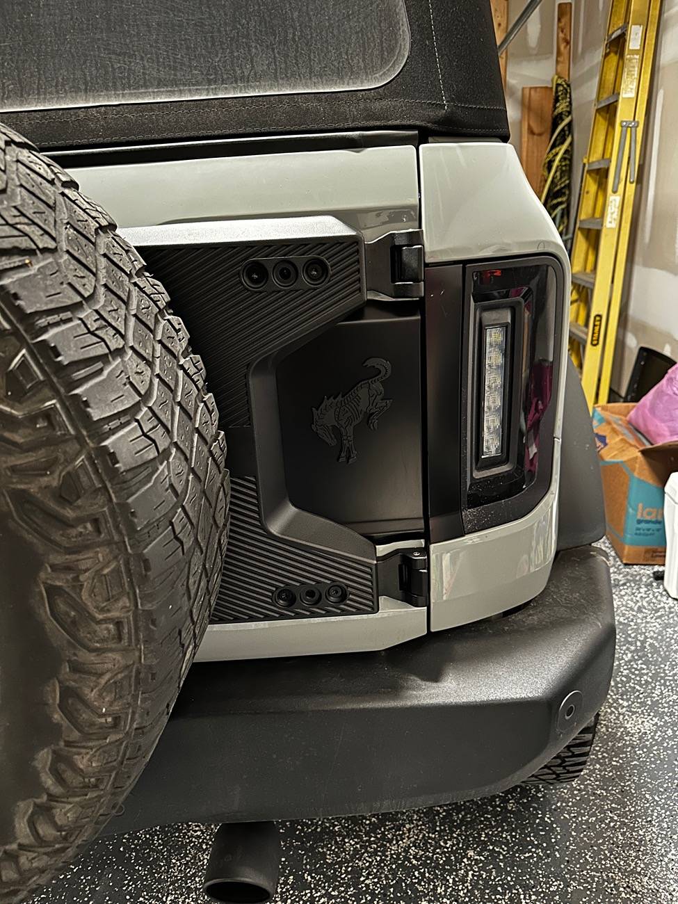 Ford Bronco Don't mod taillights! IMG_4442