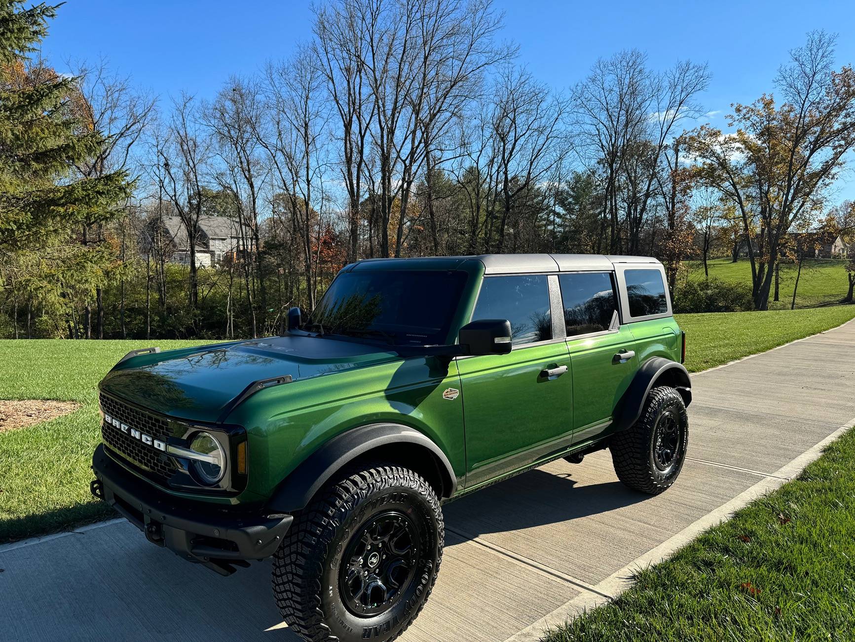 Ford Bronco Windshield shade recommendations IMG_1239