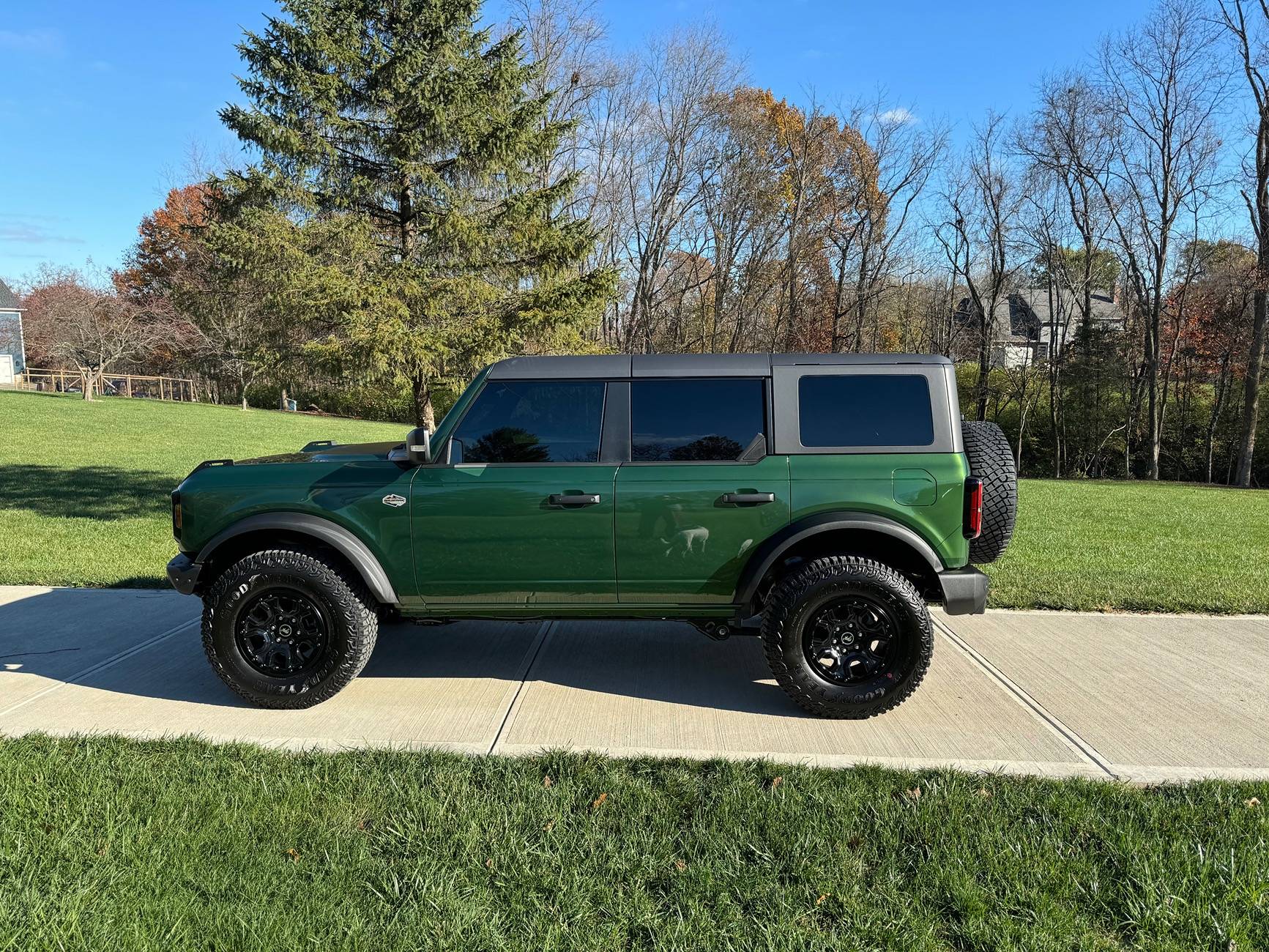 Ford Bronco Windshield shade recommendations IMG_1238
