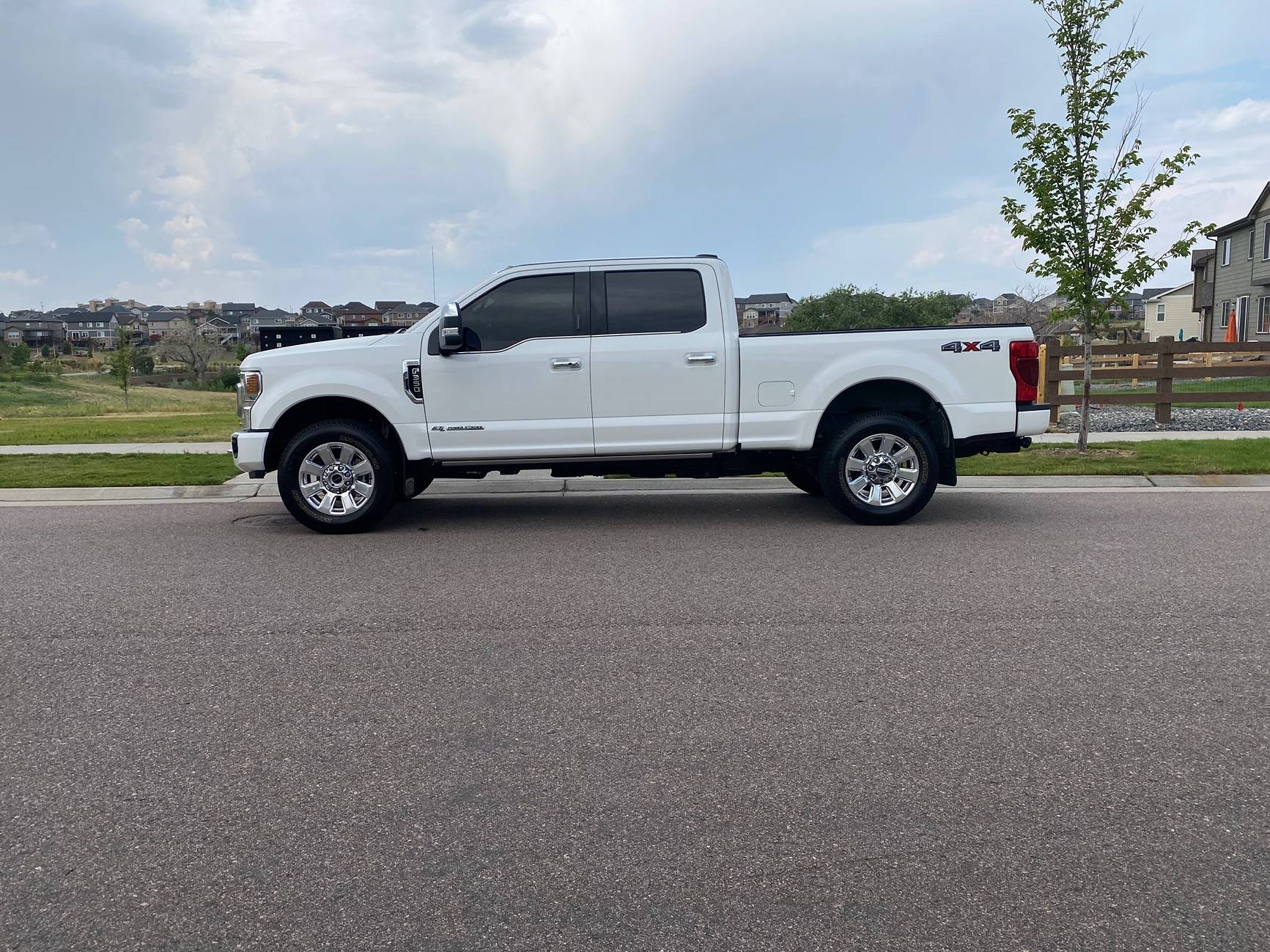 Ford Bronco Windshield shade recommendations 1739130892772-f