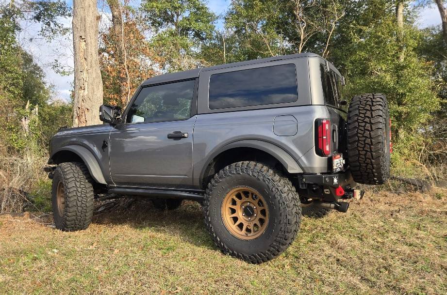 Ford Bronco Stinky Fab Racing Sledgehammer Rear Bumper installed SFR Sledgehammer Bumper (7)
