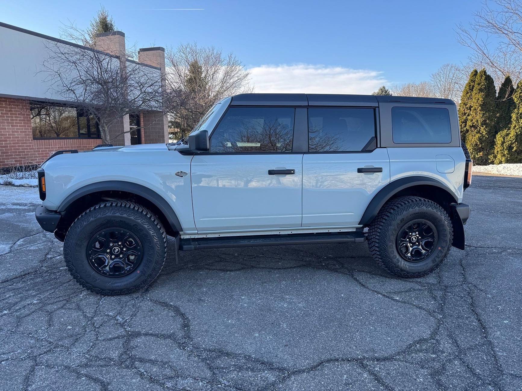 Ford Bronco CACTUS GRAY Bronco Club Bronco 2