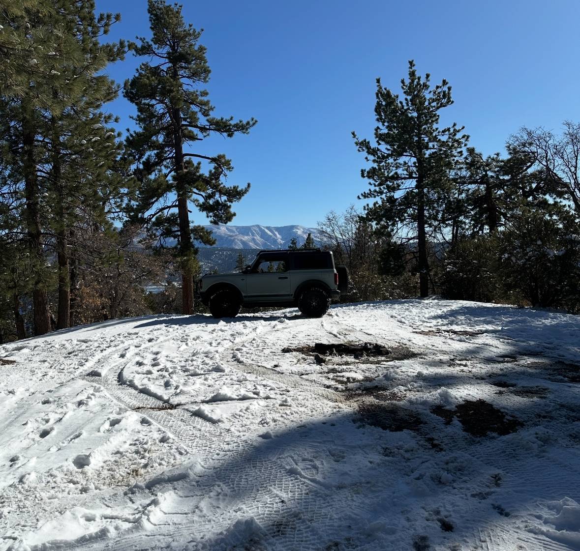 Ford Bronco Trailing Blue Quartz & Delamar Mountain Trail – Big Bear, CA IMG_2994