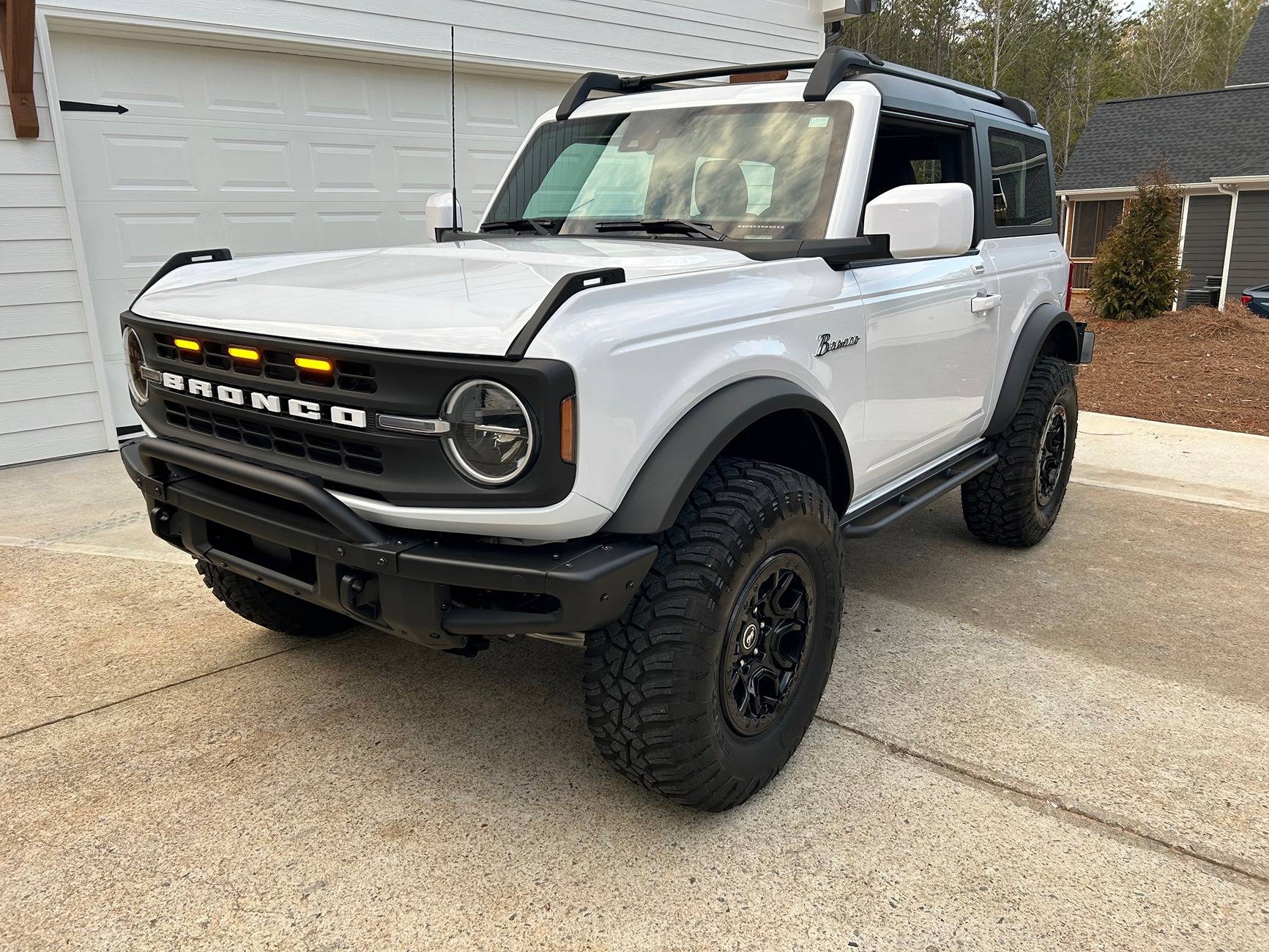 Ford Bronco Show us your installed wheel / tire upgrades here! (Pics) IMG_1171