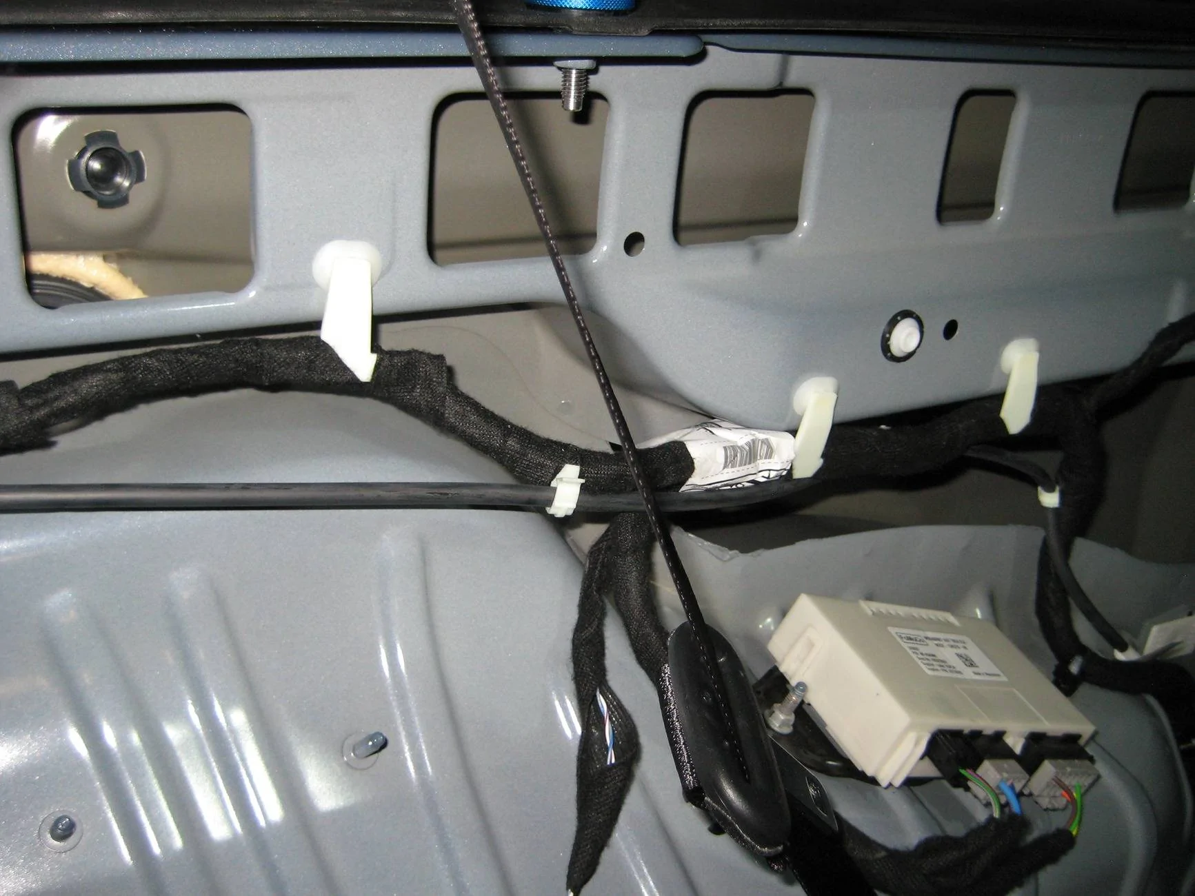 Ford Bronco 2 Dr. interior rear drivers side panel removed IMG_3210