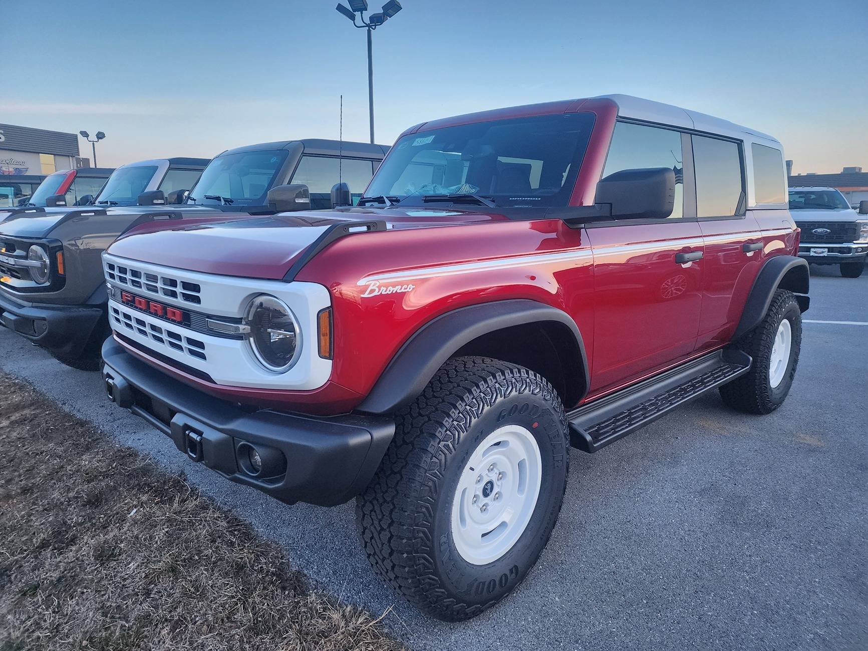 Ford Bronco First look at Ruby Red 2025 Bronco Heritage Edition! 20250218_070703