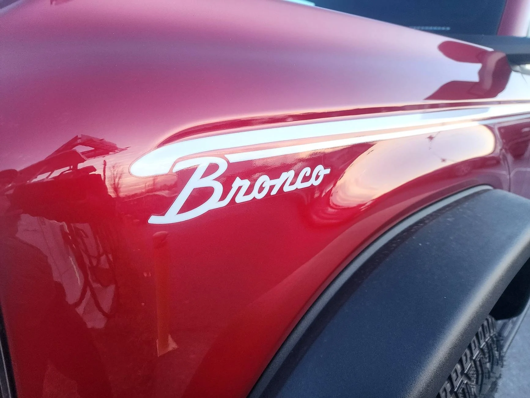 Ford Bronco First look at Ruby Red 2025 Bronco Heritage Edition! 20250218_070708