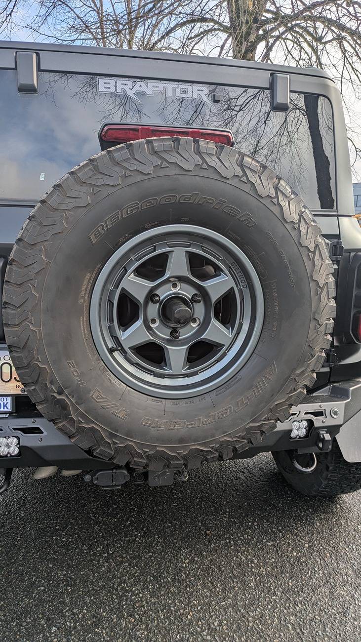 Ford Bronco Method 708s installed on Bronco Raptor PXL_20250218_202146941.MP