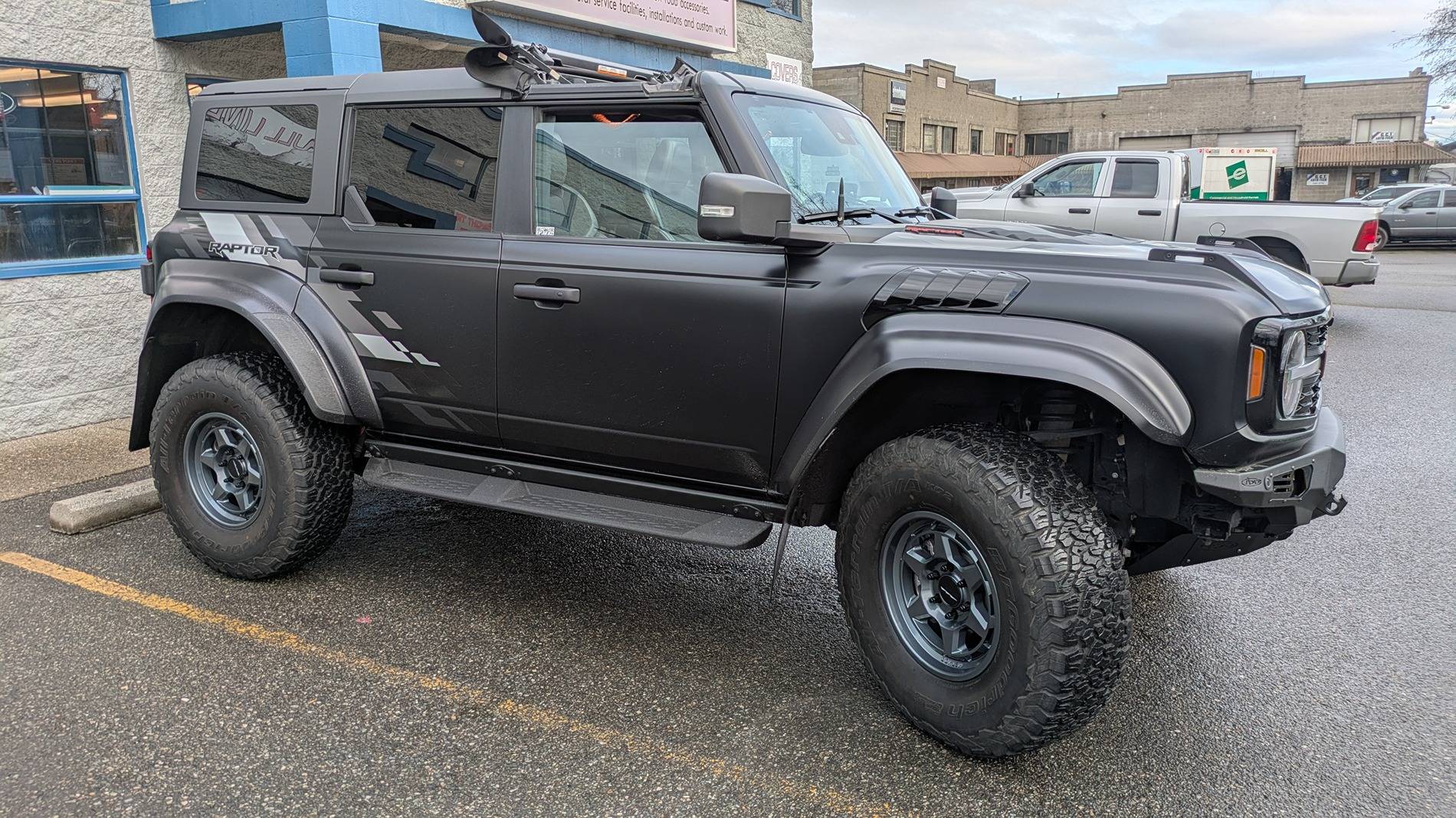Ford Bronco Method 708s installed on Bronco Raptor PXL_20250218_215131496.MP