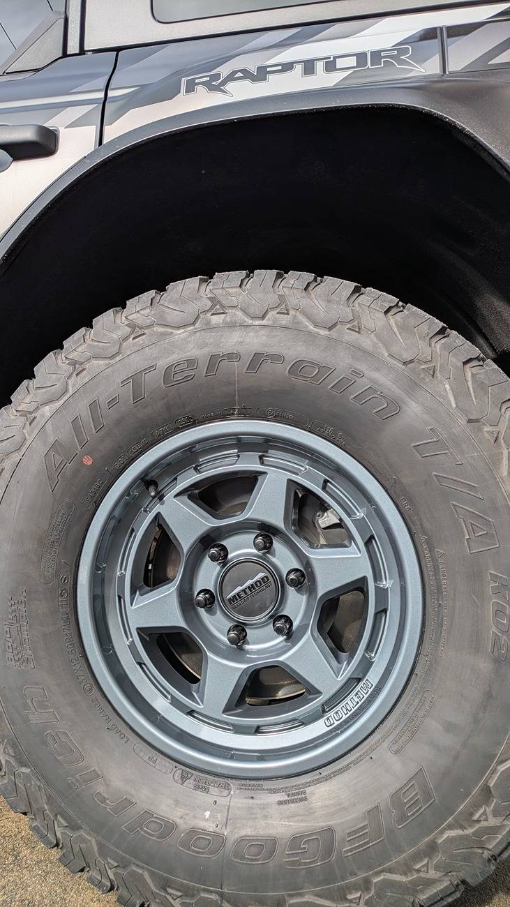 Ford Bronco Method 708s installed on Bronco Raptor PXL_20250218_213839130.MP